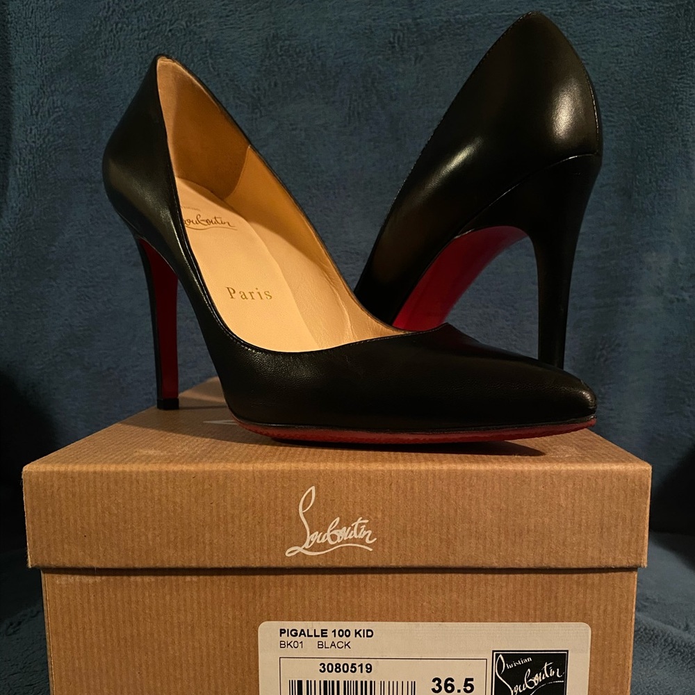 EUC Christian Louboutin Pigalle 100 Kid